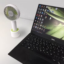 Vďaka praktickému stojanu sa Lacerta stane ideálnym ventilátorom k práci pri počítači.